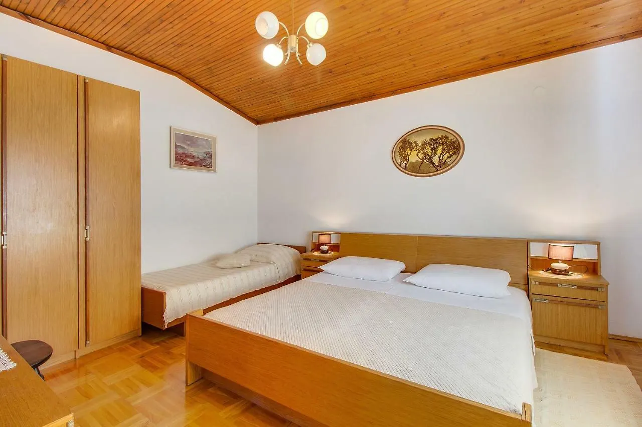 Apartments Anica Mali Losinj