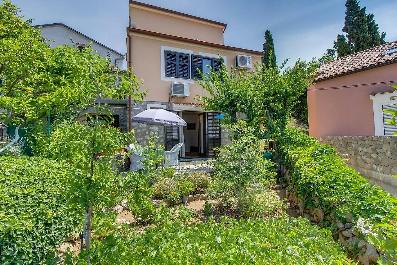 Apartments Anica مالي لوشينغْ كرواتيا