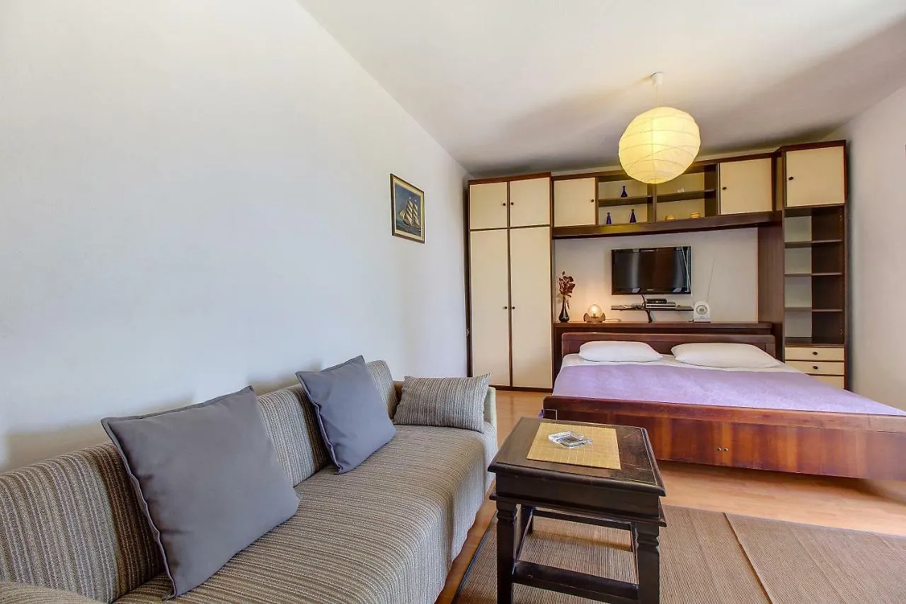 Apartments Anica Mali Losinj Croatia